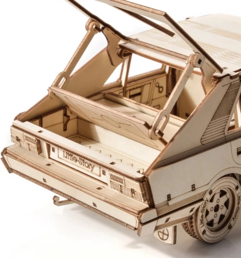Movable and finely crafted elements