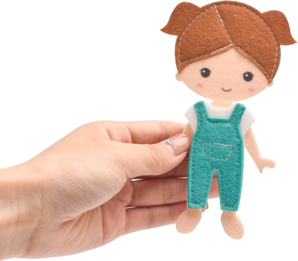 Doll and accessories for dressing up
