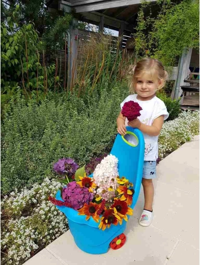 Fun and learning in the garden and sandbox