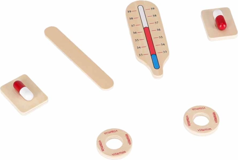 Wooden accessories support motor skills