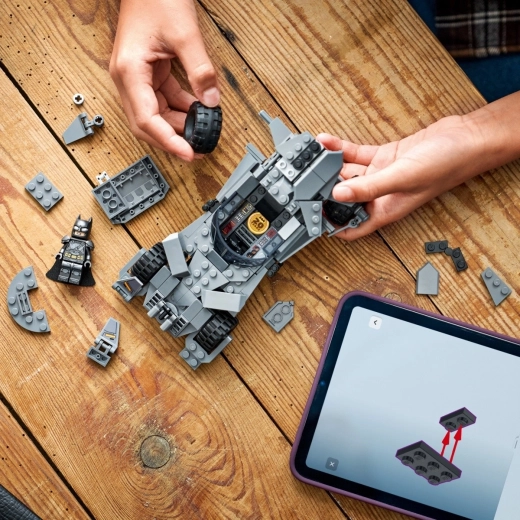 Interaktyvus konstravimas su LEGO Builder programėle