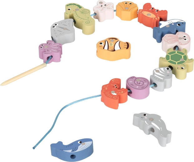 Jūrinių formų vėrimas smulkiajai motorikai