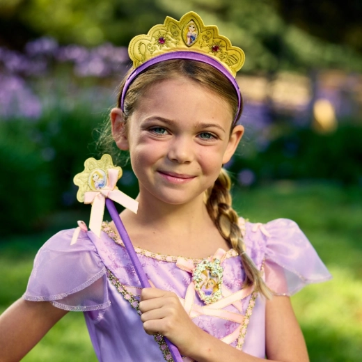 Rapunzelės rinkinys – stebuklinga lazdelė ir karūna mažosioms princesėms
