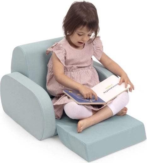 3 viename: kėdutė, gultukas ir sofa