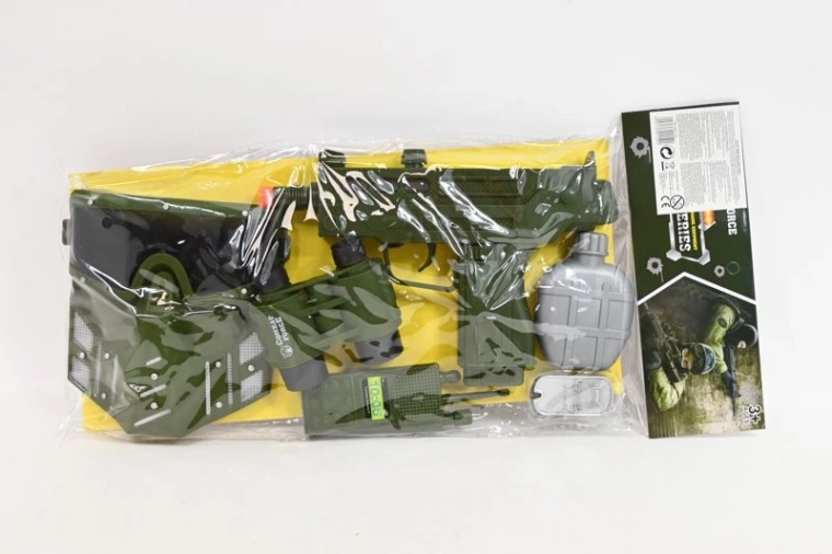 Soldier set with mask
