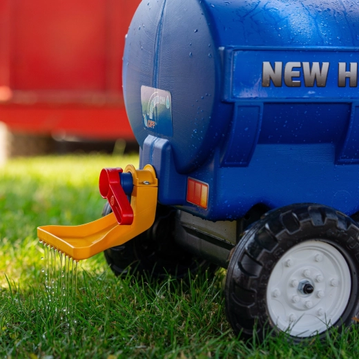 Functional water tanker with sprayer