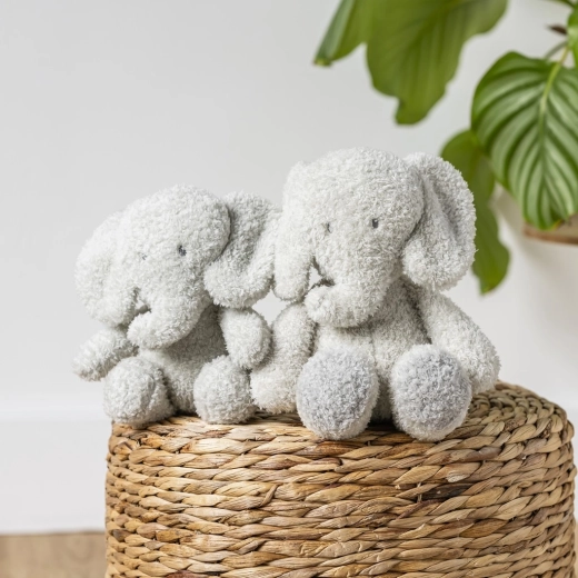 Ideal 24 cm size for little hands