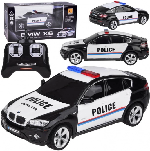 Radijo bangomis valdomas sportinis automobilis BMW X6