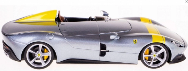 Detalus metalinis Ferrari modelis