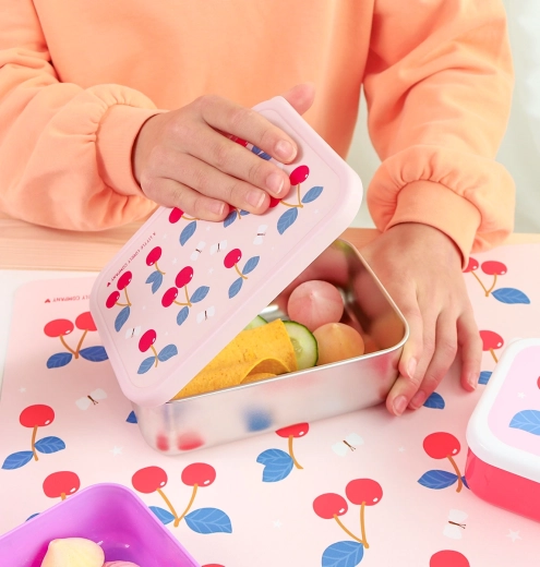 Easy opening for little hands