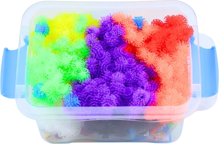 Praktiška laikymo dėžė kelionėms ir namams