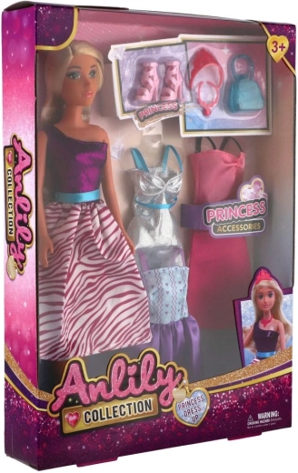 Clothes for creative dress-up