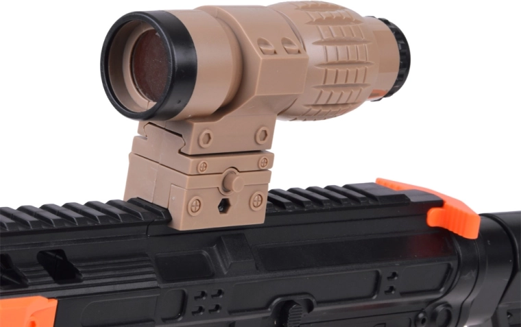 Optical sight on the rail for easier aiming
