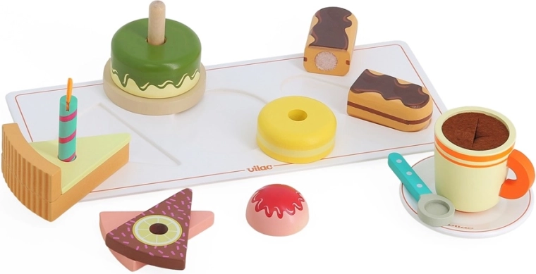 A café at home: role play and social play