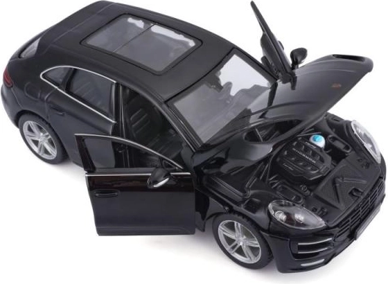 Realistiškos detalės ir atveriamos dalys