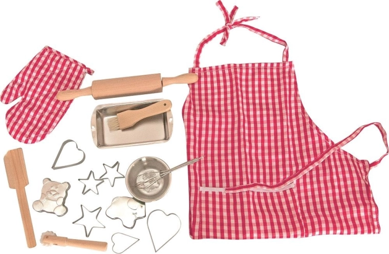 Apron and Baking Molds