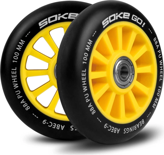 Geltoni 100 mm paspirtuko ratukai SOKE – 2 vnt. rinkinys