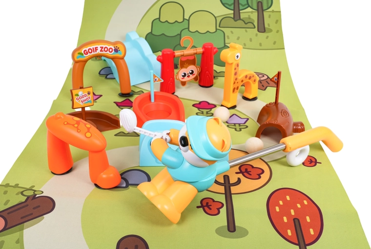 Mega golf set with animals and foam mat for kids