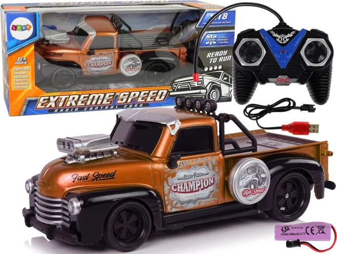 RC pikapas 1:18 rudas