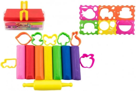 Spalvotų plastilino masių rinkinys su formelėmis ir kočėlu plastikinėje dėžėje