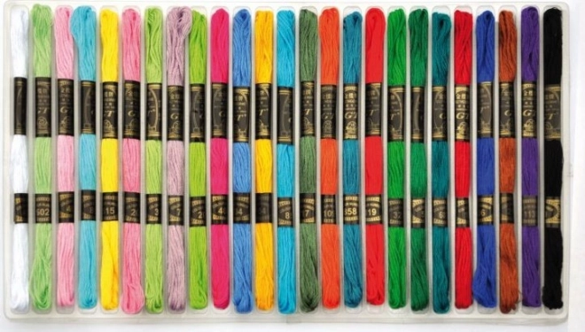 Playbox siūlai siuvinėjimui ir kūrybai, 25 vnt.