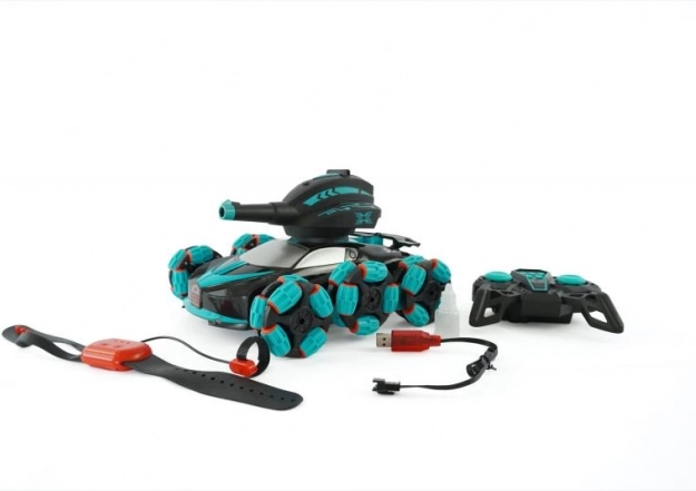 DRIVERO Racing RC car with spray and shooting