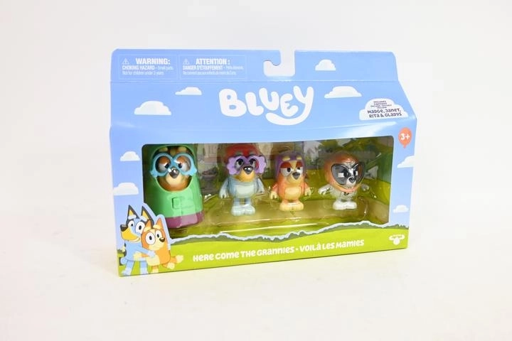 Bluey “Grannies” figurine set (4 figurines + 2 accessories)