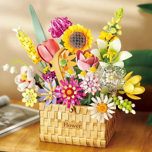 Spring Bouquet Building Set in a Basket, 1615 Pieces