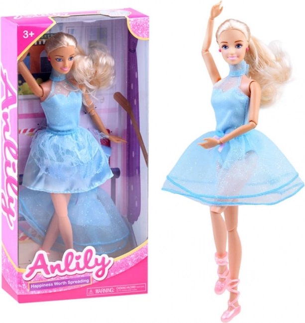 Anlily balerina mėlynose suknelėse