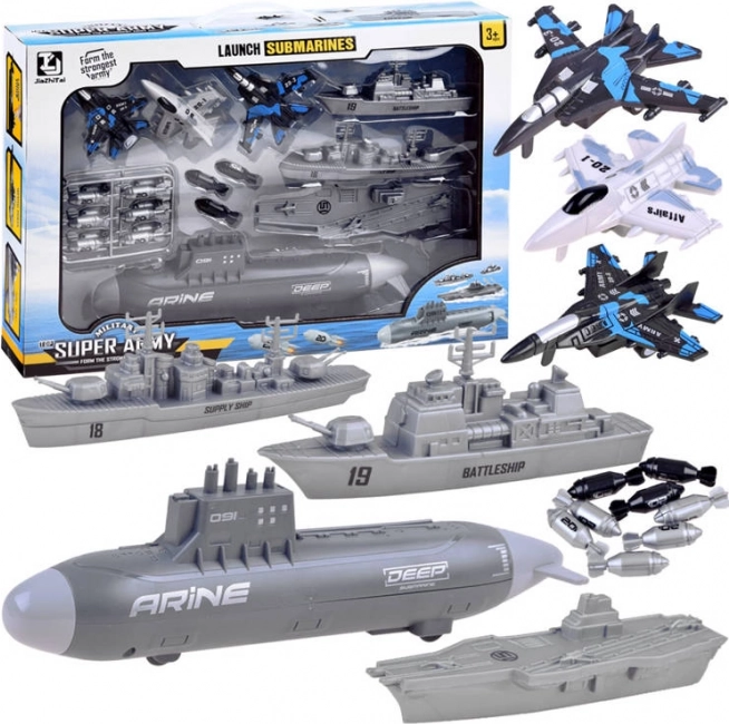 Povandeninio laivo ir karo laivų rinkinys – jūrų mūšis vaikams