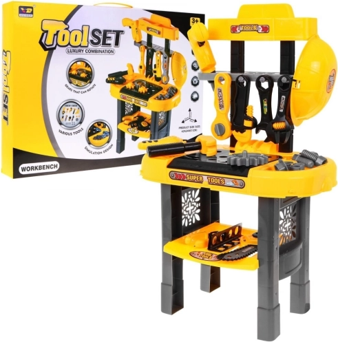 Vaikiška dirbtuvė su įrankiais
