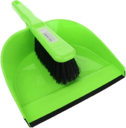 Plastinių semtuvėlių su guminiu kraštu ir šluotelės rinkinys