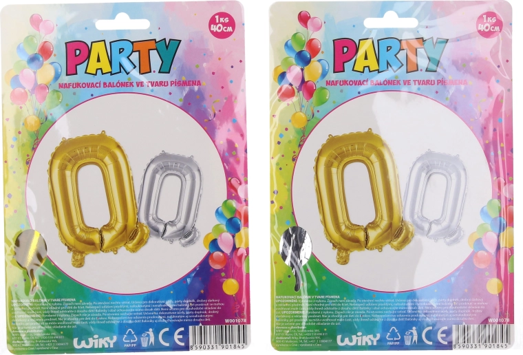 Inflatable balloon in the shape of the letter Q