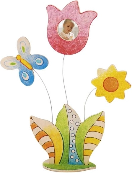 Medinis Goki nuotraukų rėmelis spalvinimui