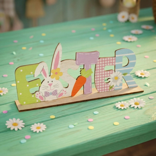 Velykinė medinė stalo dekoracija su zuikučiu