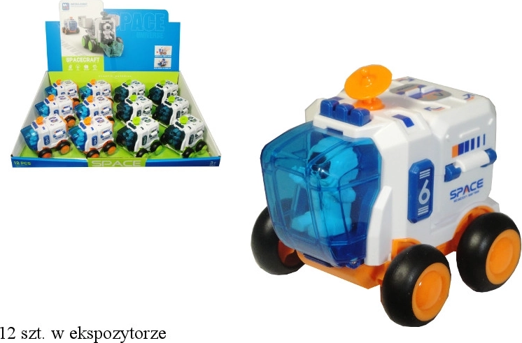 Kosminis automobilis su astronautu
