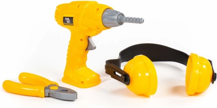Pliers and hearing protectors for an even more realistic experience