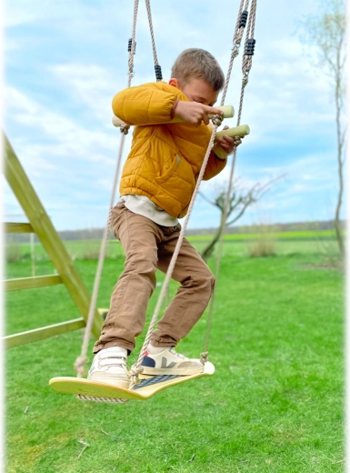 Reguliuojamos rankenos užtikrintam laikymui
