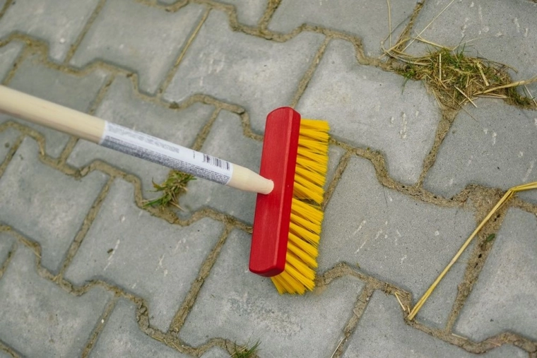 Idealiai tinka sodui, terasai ir šaligatviams