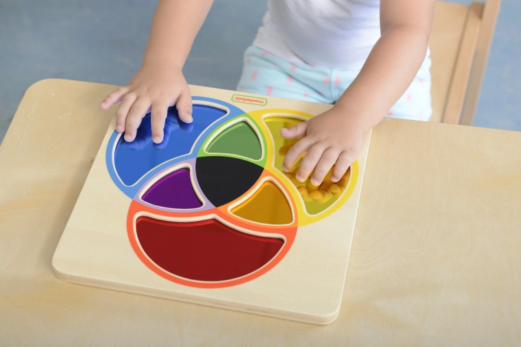 Pramoga ir mokymasis viename