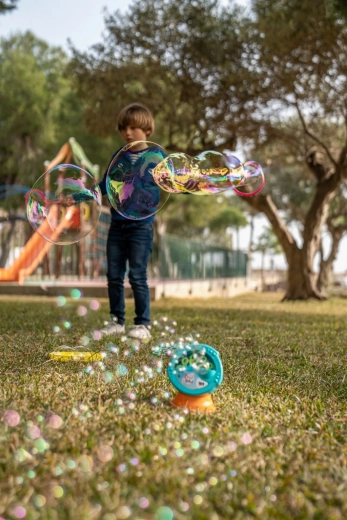 Heaps of bubbles at the press of a button