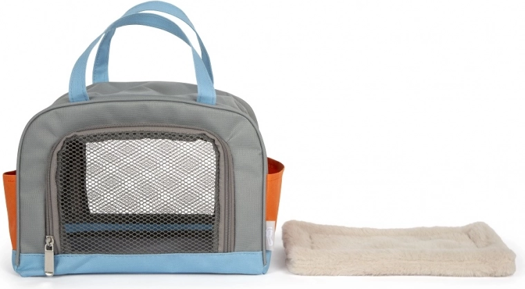 Kelioninis krepšys paruoštas kelionei