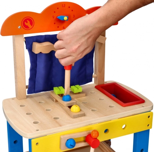 Skatina smulkiąją motoriką ir fantaziją