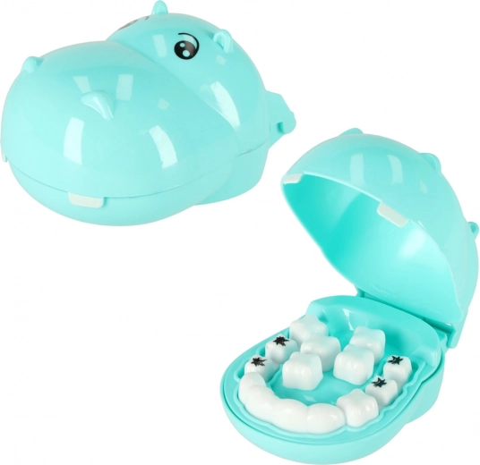 Mielas begemotas su išimamais dantimis