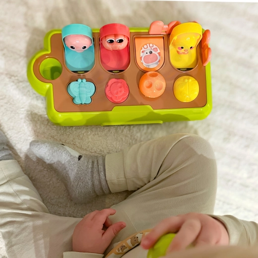 Mokymasis žaidžiant: priežastis ir pasekmė