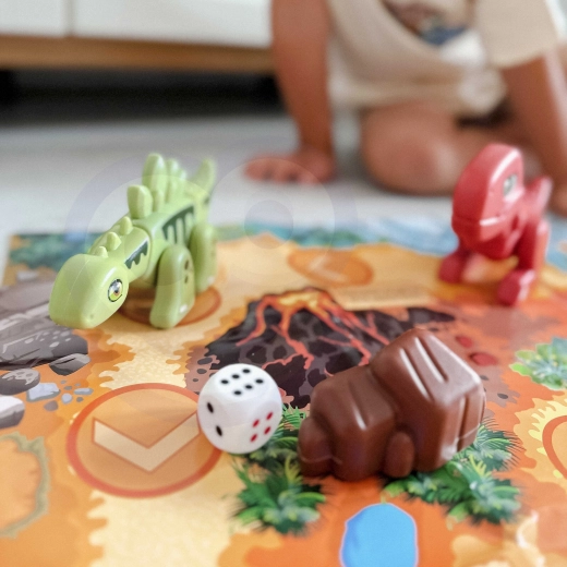 Nuotykių pilnas stalo žaidimas