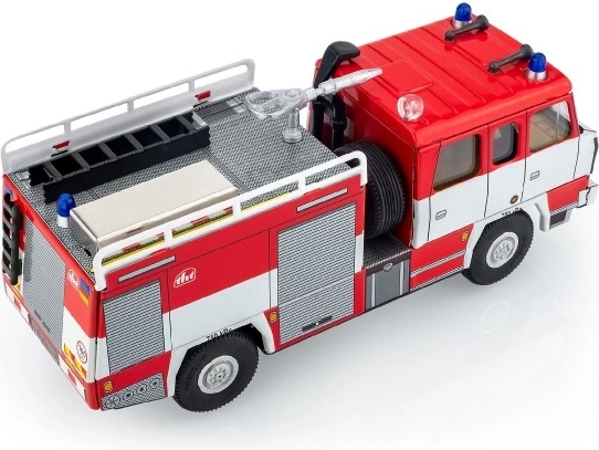 Ištikimos legendinės TATRos detalės