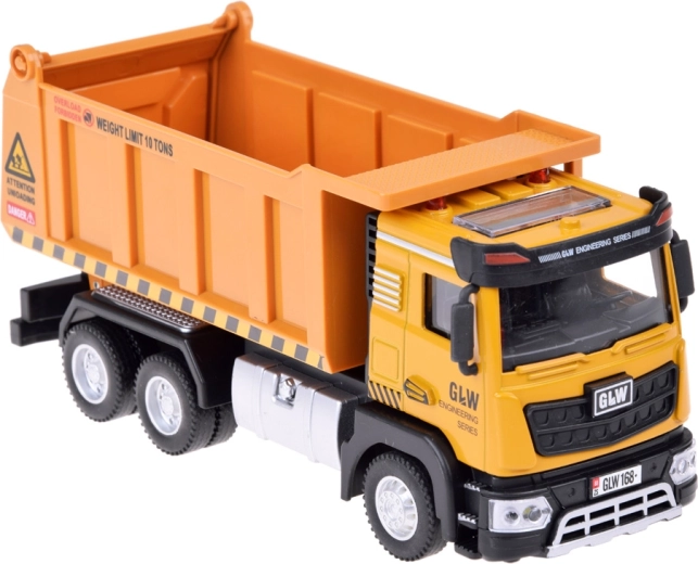 „Pull-back“ pavara ir patvarus metalinis kėbulas