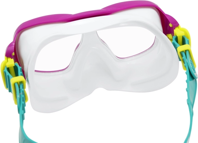 Krištoliškai skaidrus vaizdas su grūdintu stiklu