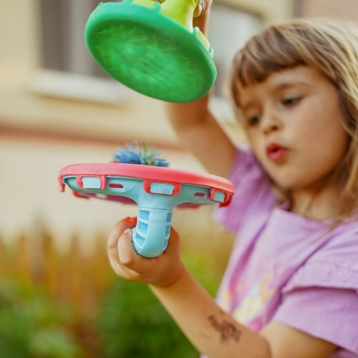 Active play outdoors and indoors